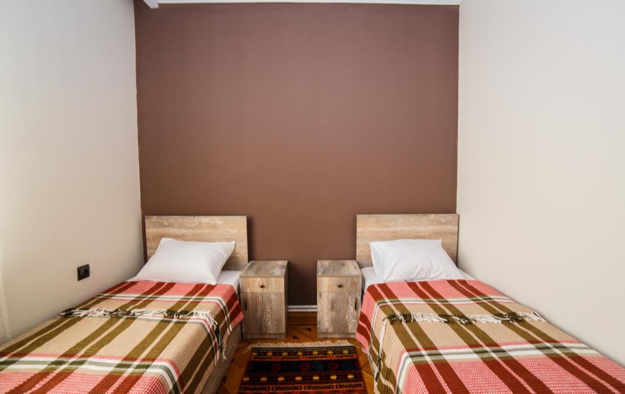Hotel Red Castle Jerevan Exteriér fotografie